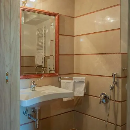 Sleeps 14 Wifi Vibonati